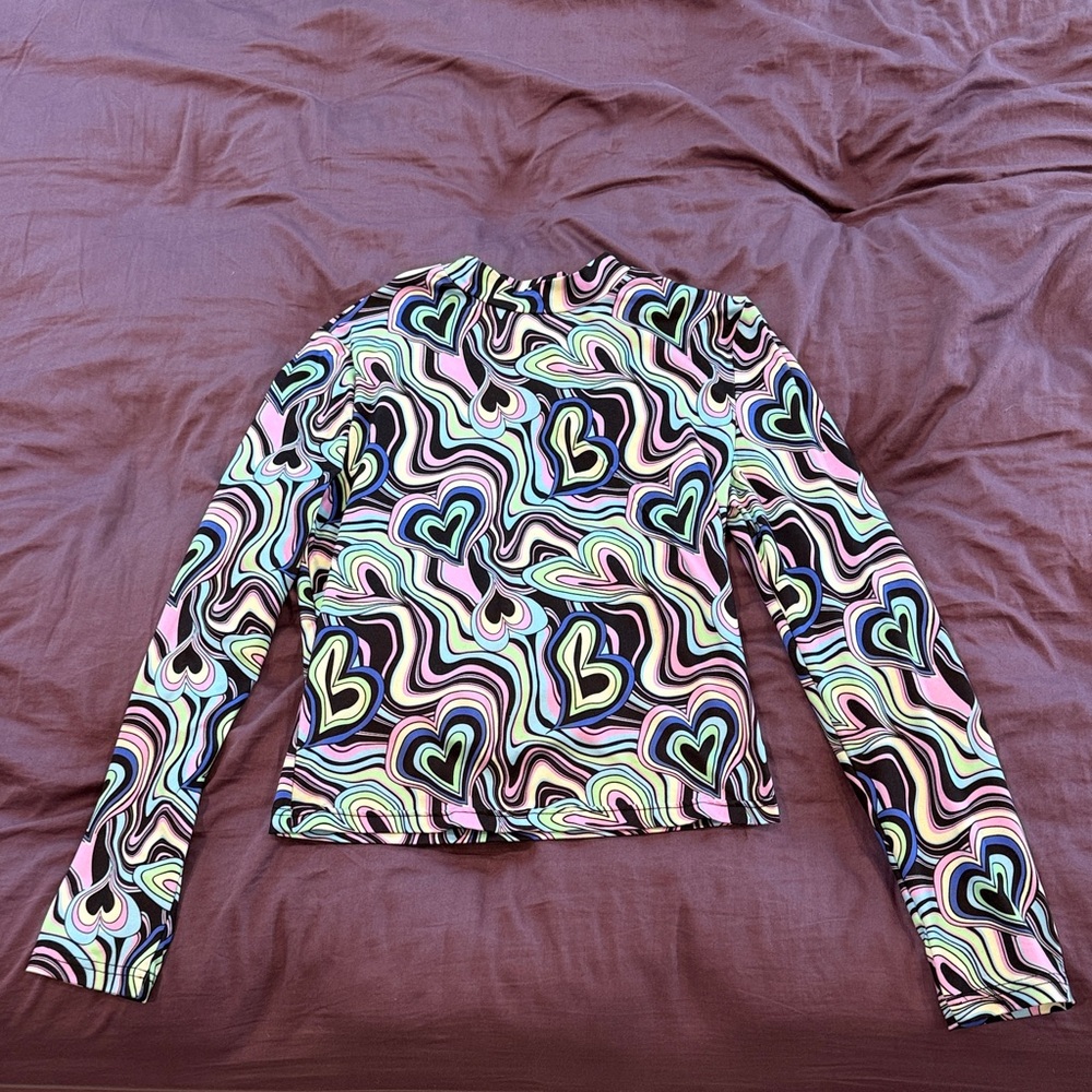Groovy Heart Pattern Long Sleeve Top